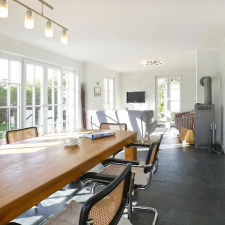 Appartement Ferienhaus Einhorn Groß Schwansee