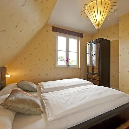 Ferienhaus Einhorn Groß Schwansee
