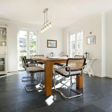 Appartement Ferienhaus Einhorn *